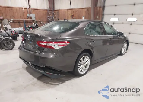 2019 Toyota Camry Hybrid Xle from USA, damaged, VIN 4T1B21HK3KU010978